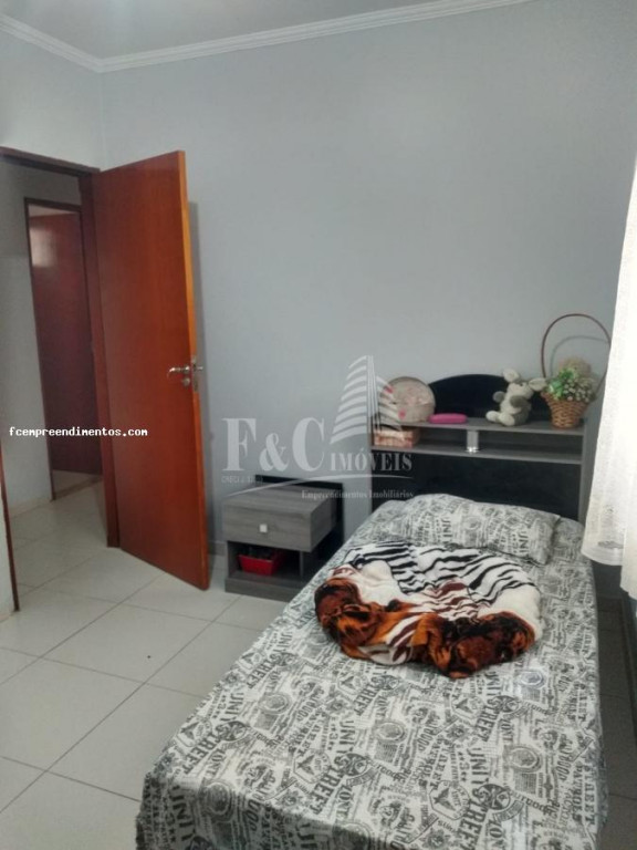 Casa à venda com 3 quartos, 117m² - Foto 12