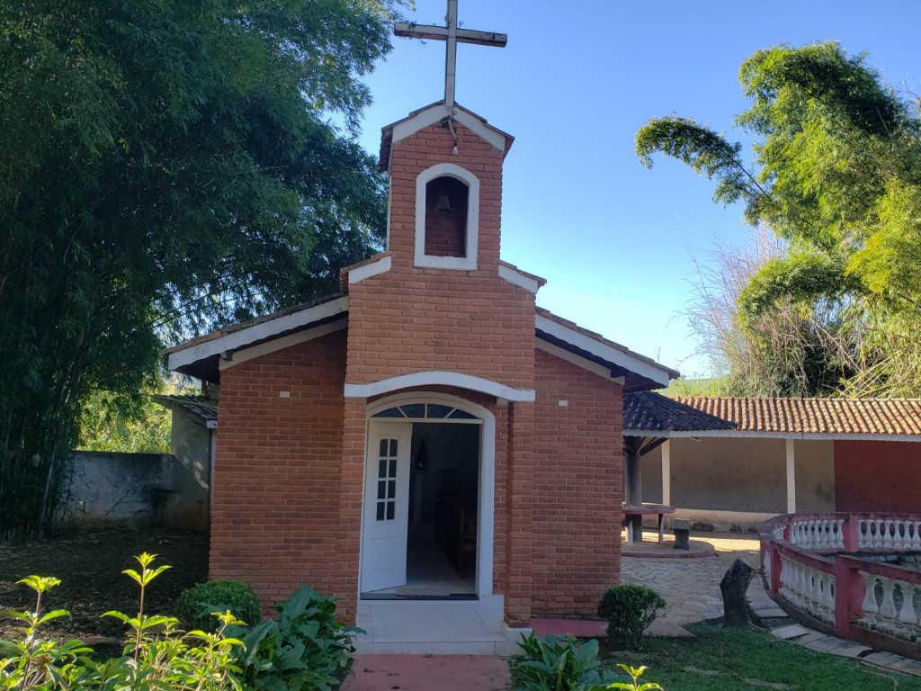 Casa à venda e aluguel com 5 quartos, 750m² - Foto 8