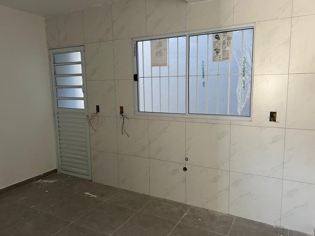 Casa à venda e aluguel com 2 quartos, 54m² - Foto 8