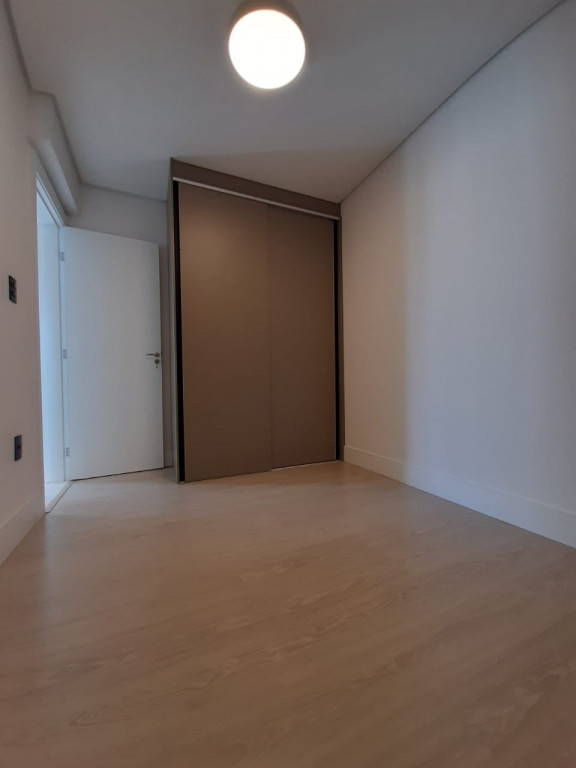 Apartamento à venda e aluguel com 2 quartos, 57m² - Foto 9