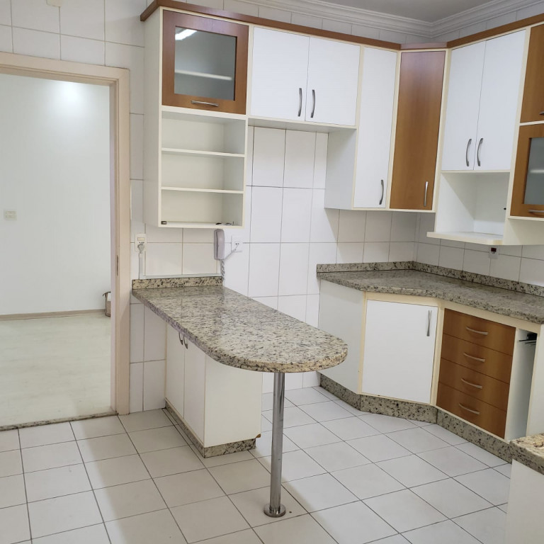 Apartamento à venda e aluguel com 3 quartos, 117m² - Foto 3