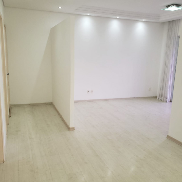 Apartamento à venda e aluguel com 3 quartos, 117m² - Foto 4