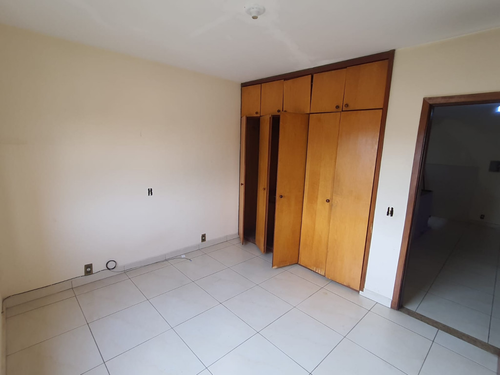 Casa para alugar com 3 quartos, 100m² - Foto 10