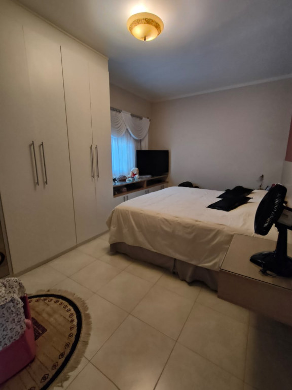 Casa de Condomínio à venda com 4 quartos, 330m² - Foto 12