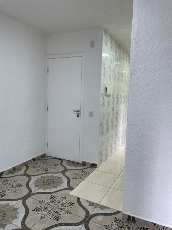 Apartamento à venda com 2 quartos, 40m² - Foto 3