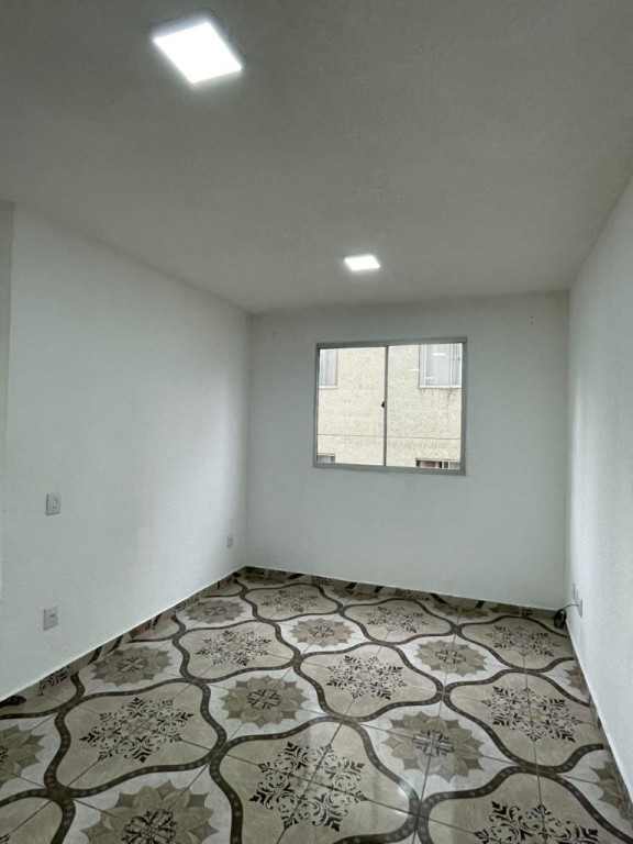 Apartamento à venda com 2 quartos, 40m² - Foto 5