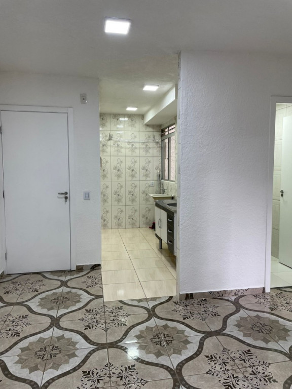 Apartamento à venda com 2 quartos, 40m² - Foto 13