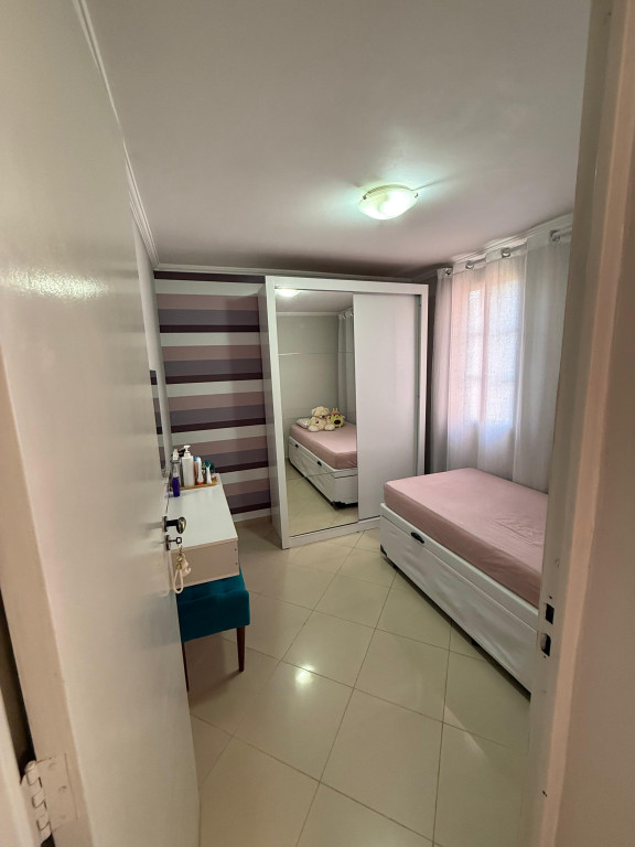 Apartamento à venda com 2 quartos, 40m² - Foto 10