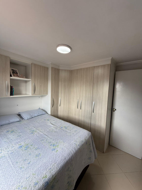 Apartamento à venda com 2 quartos, 40m² - Foto 13