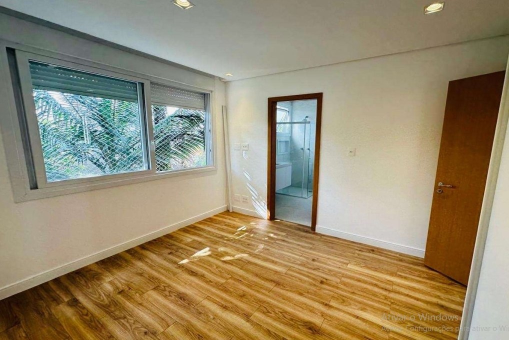 Casa à venda com 4 quartos, 365m² - Foto 14