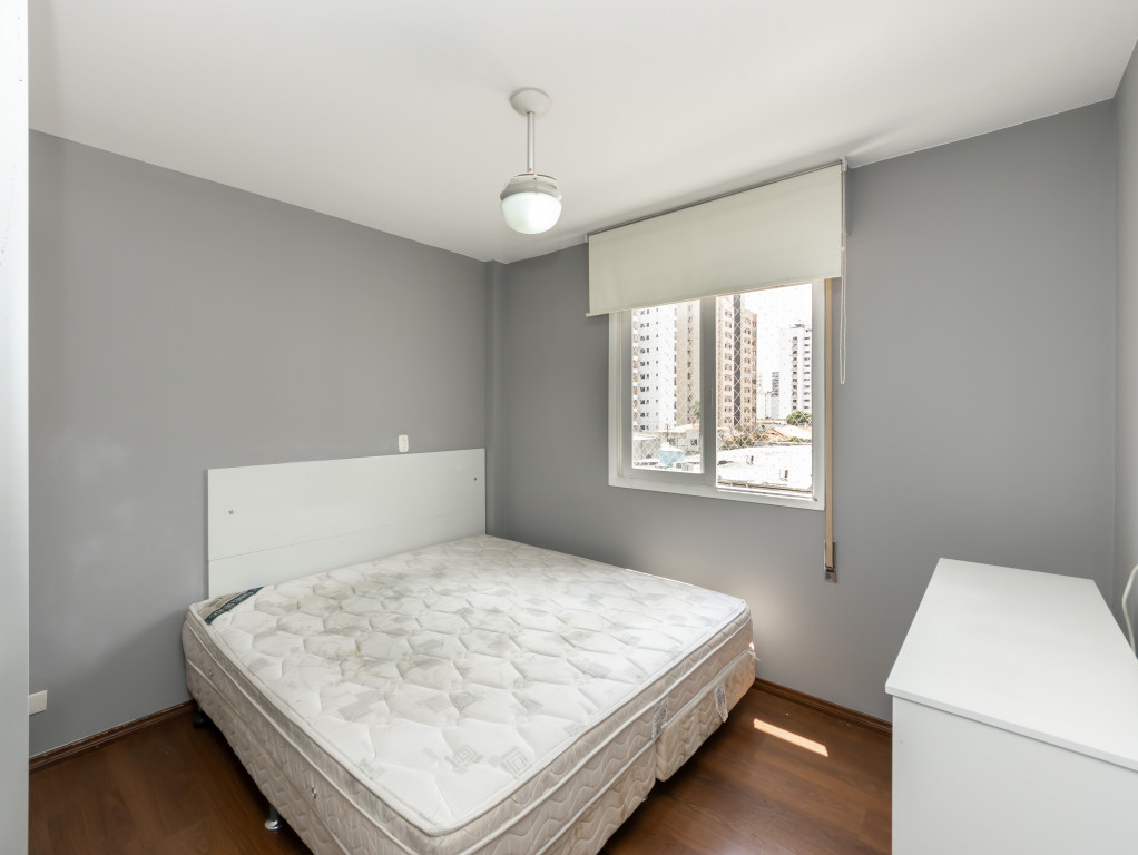 Apartamento à venda com 2 quartos, 76m² - Foto 2