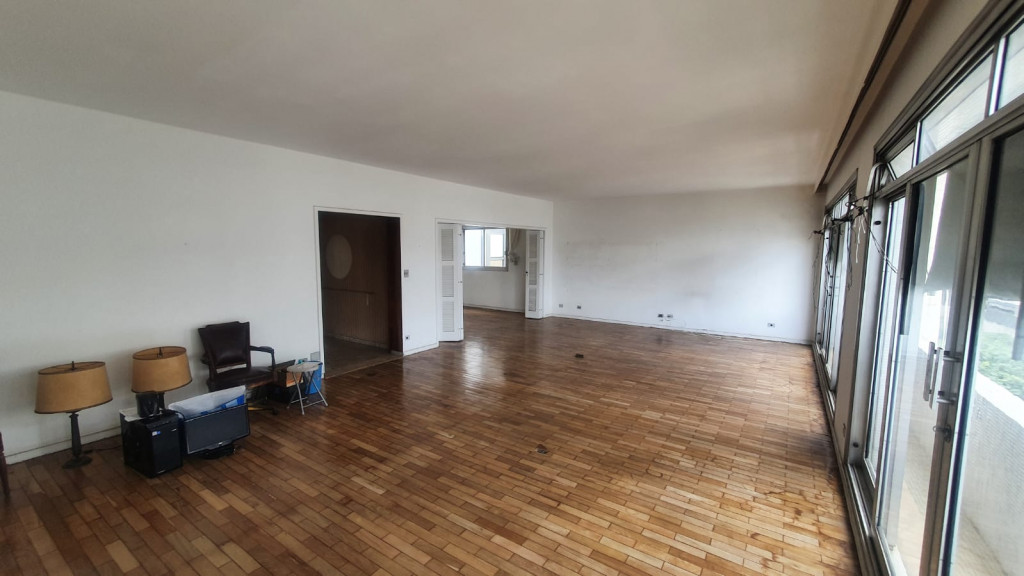 Apartamento à venda com 3 quartos, 300m² - Foto 3