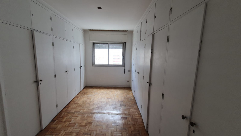 Apartamento à venda com 3 quartos, 300m² - Foto 7