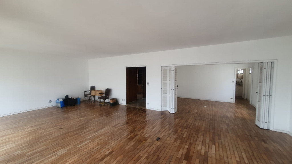 Apartamento à venda com 3 quartos, 300m² - Foto 8