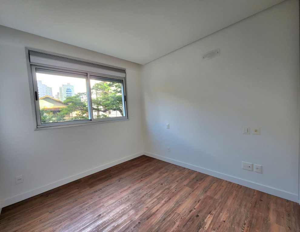 Apartamento à venda com 4 quartos, 281m² - Foto 14