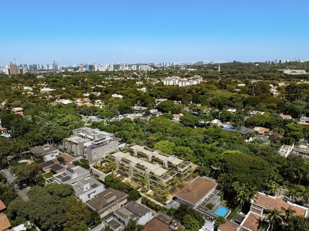 Relva Alto de Pinheiros - Em Obras - Alto de Pinheiros