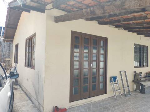 Casa à venda com 1 quarto, 160m² - Foto 1