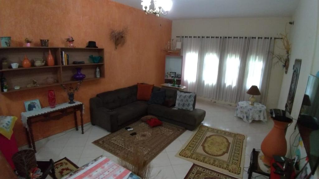 Casa à venda com 6 quartos, 350m² - Foto 6