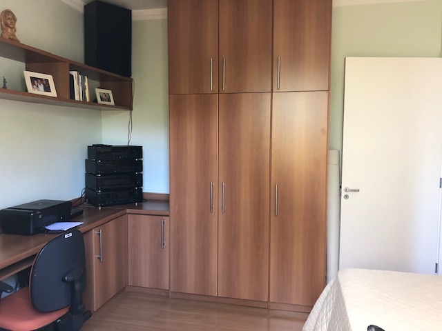 Casa à venda com 4 quartos, 239m² - Foto 14