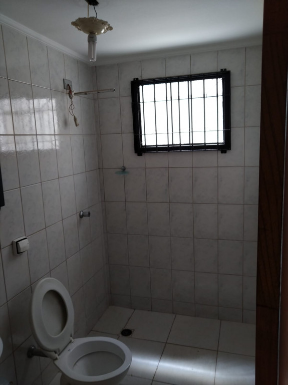 Casa à venda com 3 quartos, 122m² - Foto 1