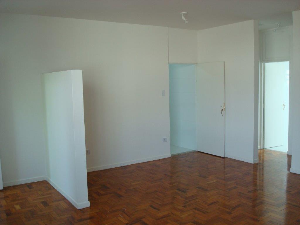 Apartamento para alugar com 2 quartos, 70m² - Foto 1