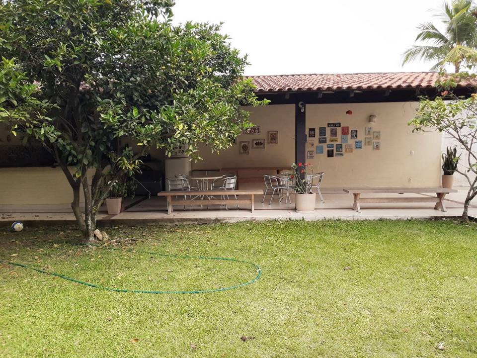 Casa de Condomínio à venda com 4 quartos, 261m² - Foto 2