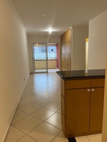 Apartamento para alugar com 2 quartos, 67m² - Foto 3