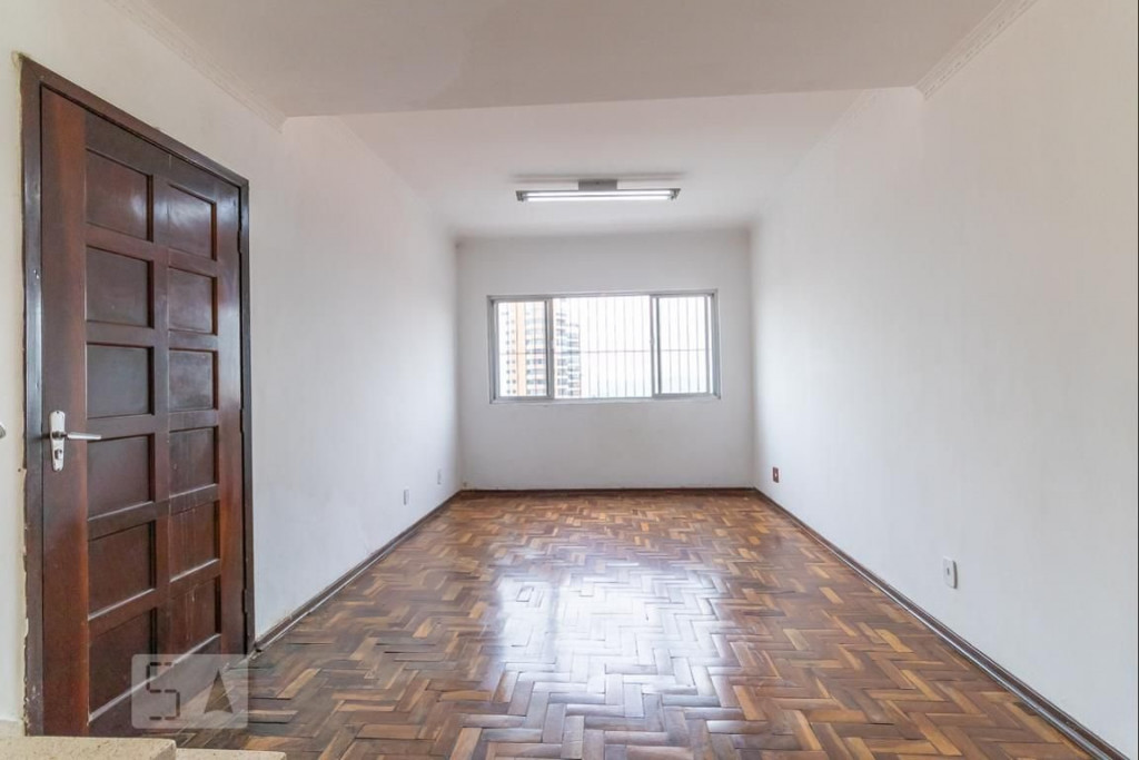 Casa à venda com 3 quartos, 231m² - Foto 2