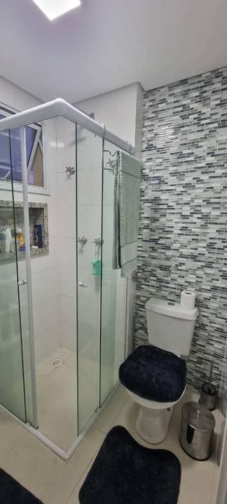 Apartamento à venda com 2 quartos, 50m² - Foto 2