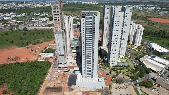 Apartamento à venda com 4 quartos, 346m² - Foto 1