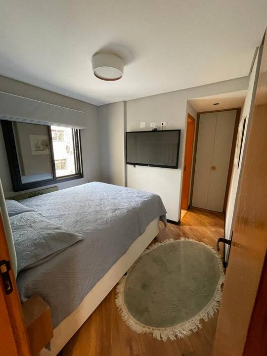 Apartamento à venda com 4 quartos, 210m² - Foto 3