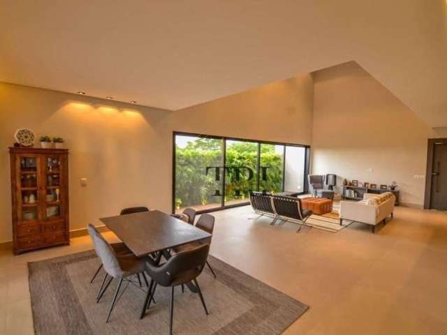 Casa à venda com 4 quartos, 390m² - Foto 3