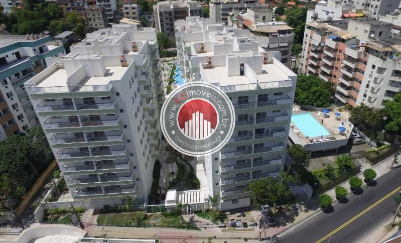 Apartamento à venda com 3 quartos, 141m² - Foto 1