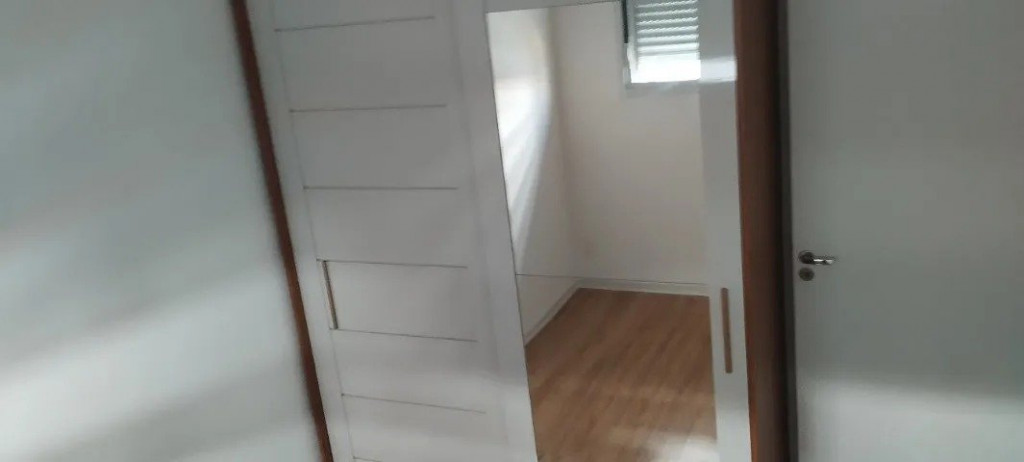 Apartamento à venda com 3 quartos, 70m² - Foto 2