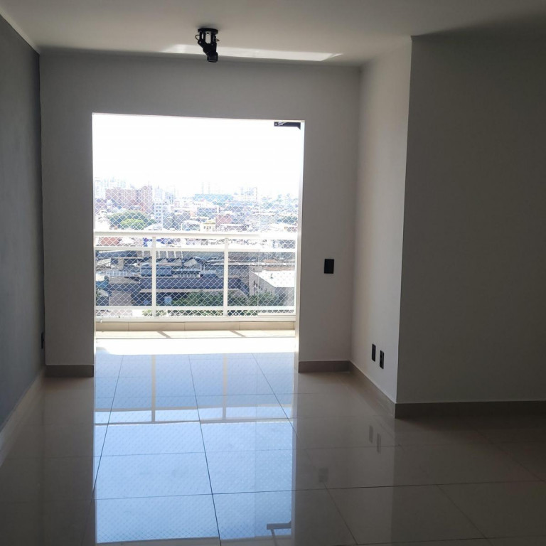 Apartamento para alugar com 3 quartos, 73m² - Foto 2