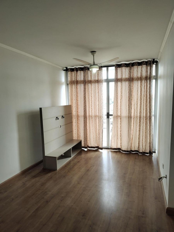 Apartamento à venda com 2 quartos, 58m² - Foto 1