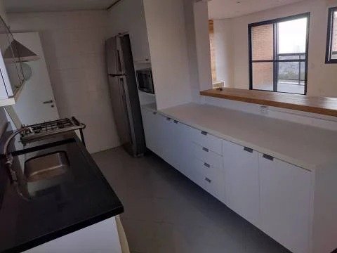 Apartamento para alugar com 3 quartos, 128m² - Foto 1