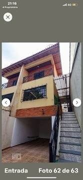 Casa à venda com 3 quartos, 159m² - Foto 1