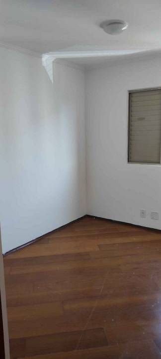 Apartamento à venda com 3 quartos, 65m² - Foto 2